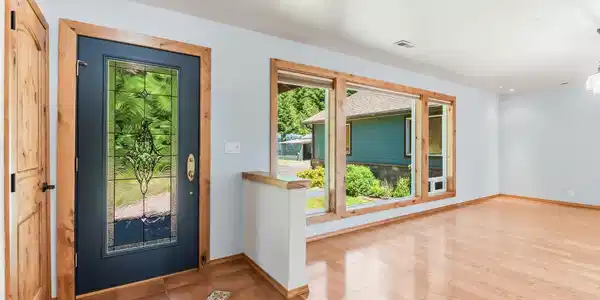Image 4: Full Light Decorative Front Door