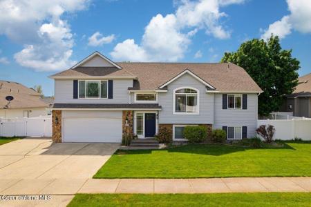 8299 N Raspberry LN