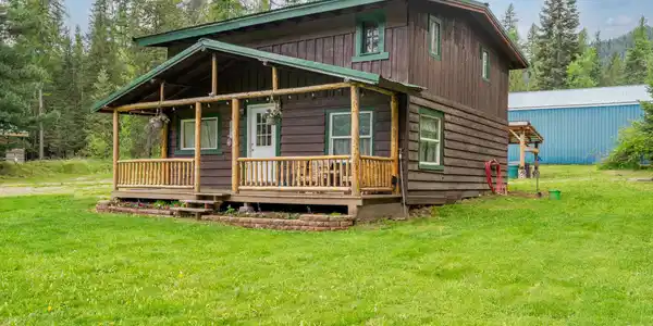 Image 2: 003-28076Idaho57-PriestLake-ID-83856-FUL
