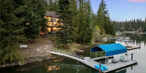 Image 2: Hayden Lake Private