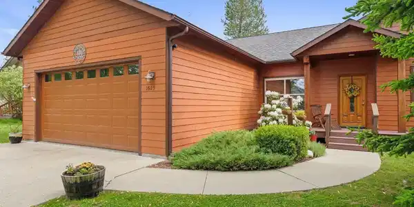 1625 Sequoia