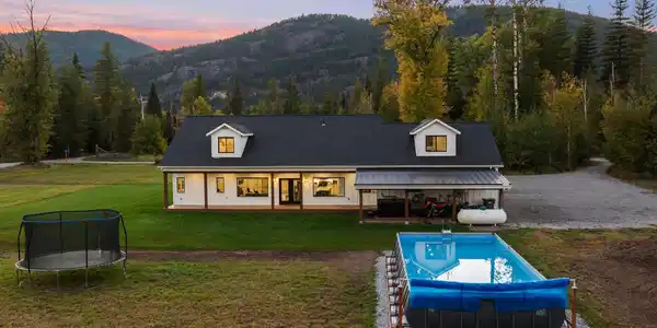 Image 3: 3_DJI_20251008091620_0328_D