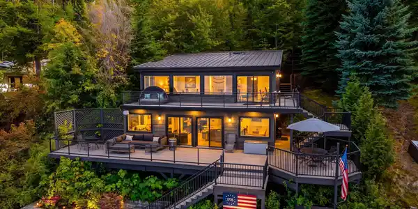 Image 2: DJI_20260910043351_0772_D-HDR_Safe_No_Li