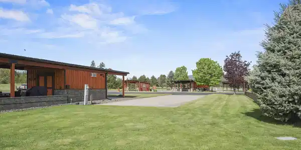 Image 4: 4-web-or-mls-LDW02711