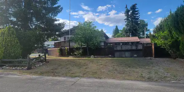 310 W 13th AVE