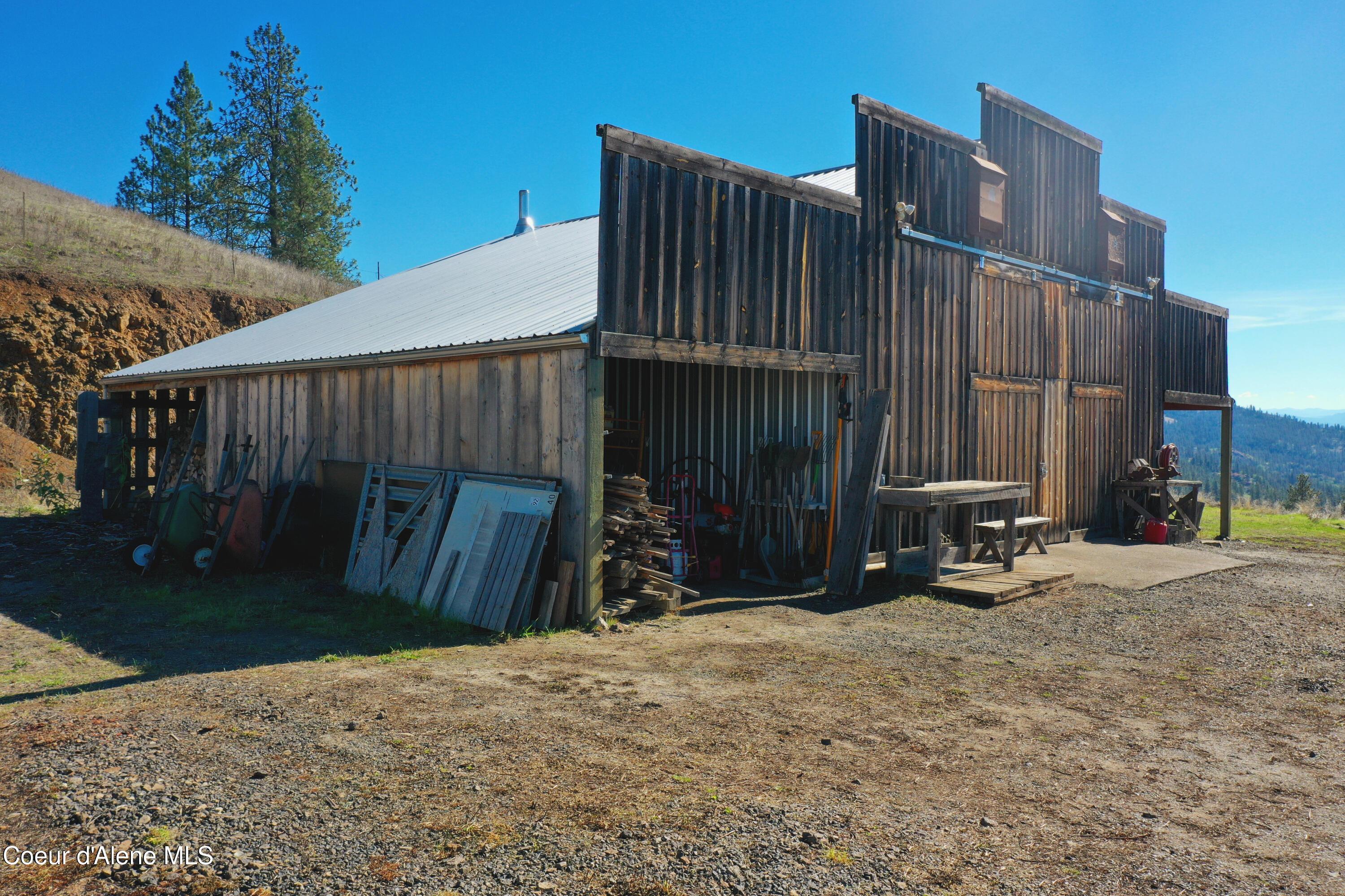 Image 4: Shop 2