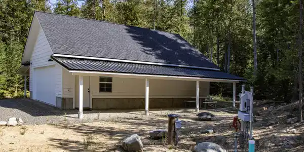 Image 3: Garage Lean to West Side