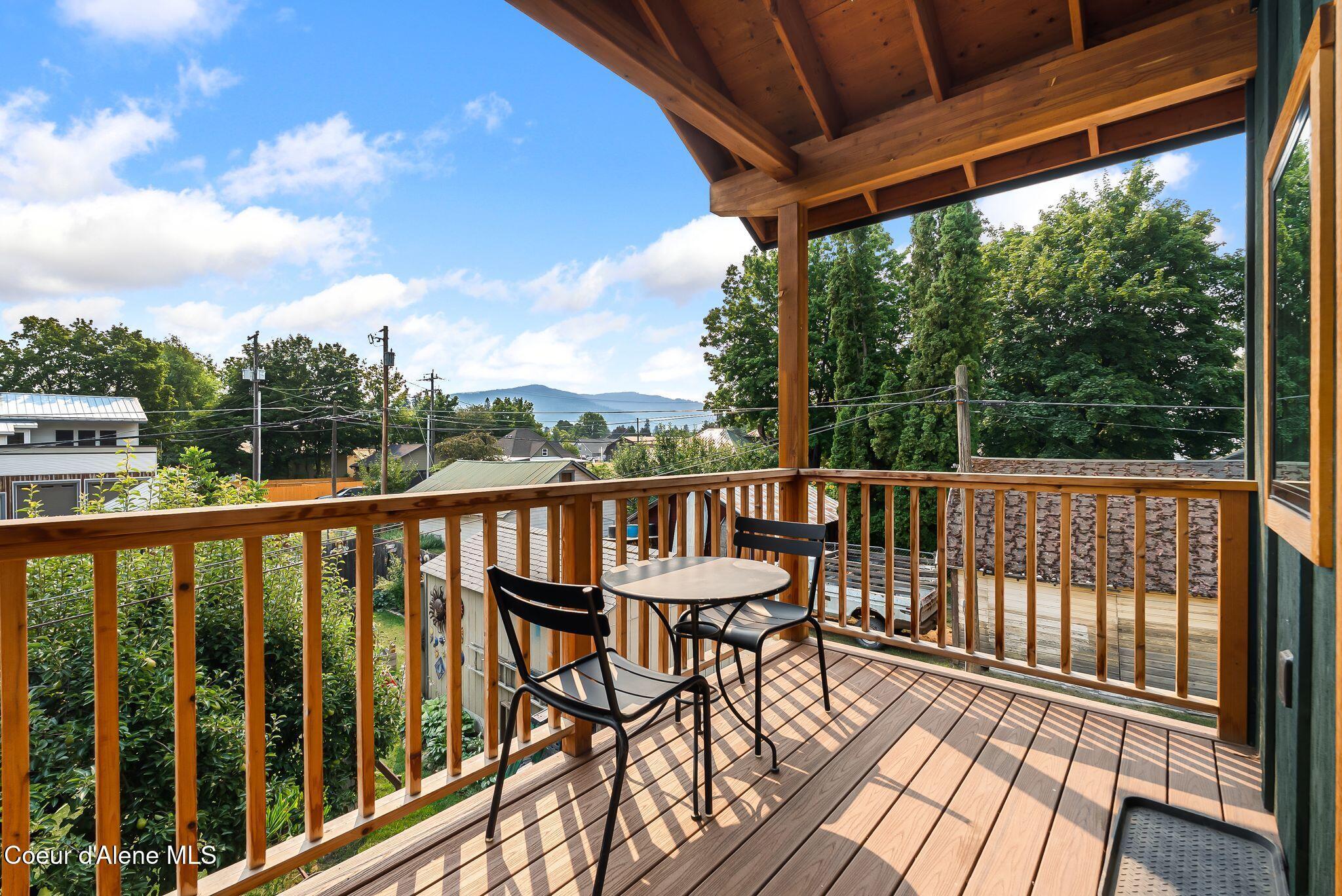 Image 2: ADU Covered Deck