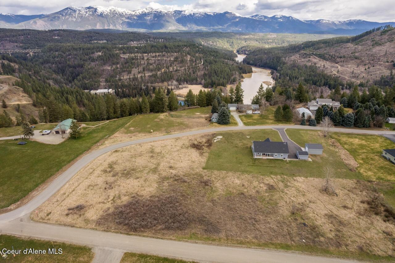 Image 2: 02 In the City of Moyie Springs