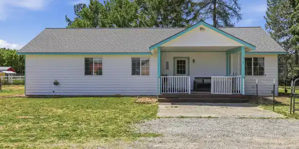 1870 W Judy K Dr