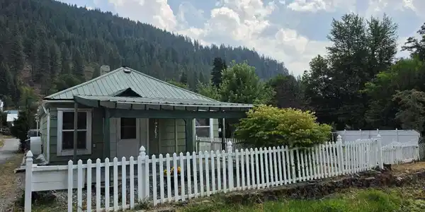 Image 2: Main