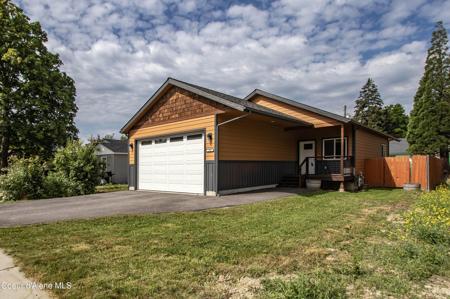 109 Sprague St