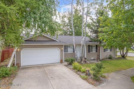 420 E Dragonfly Dr