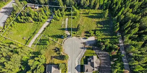 Image 3: Aerial view