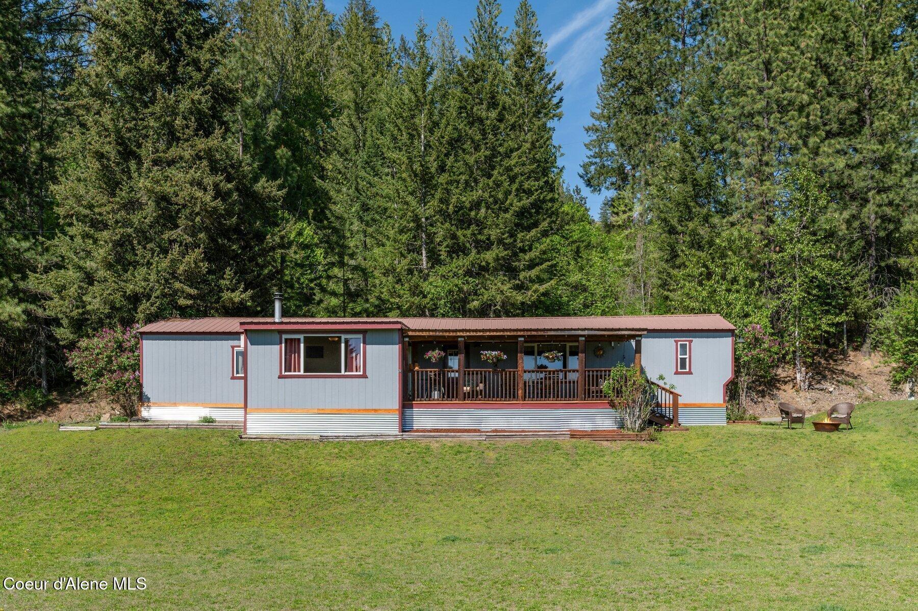 Image 3: Charming Home