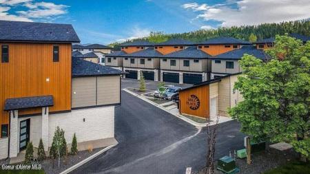 4752 W KONA DR
