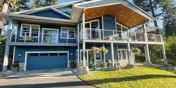 Image 2: Front of House
