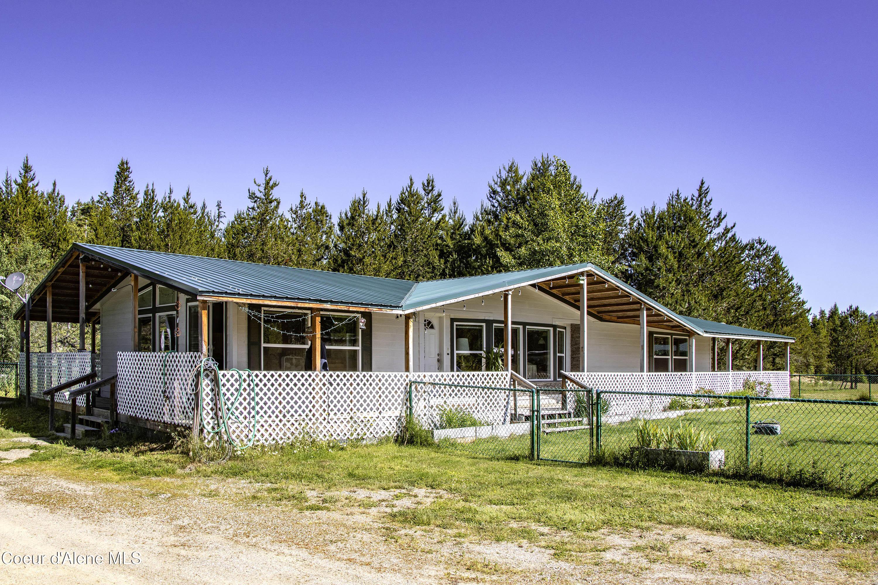Image 3: Front of Home 2