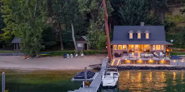 Image 2: Inside-Media-Coeur D'Alene Lake Twiliigh