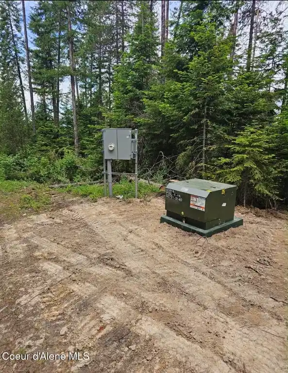 Image 1: 1