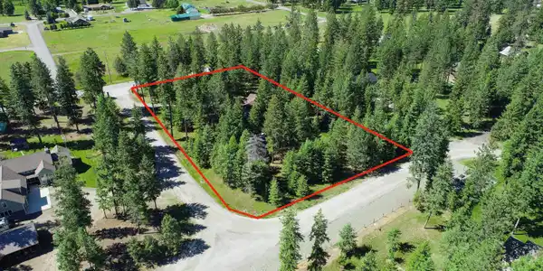 Image 3: Drone w Property Lines