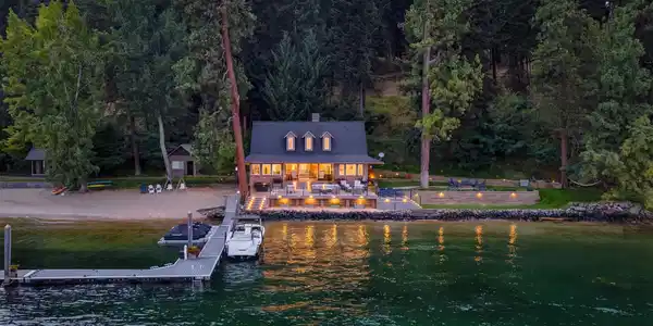 Image 3: Inside-Media-Coeur D'Alene Lake Twiliigh