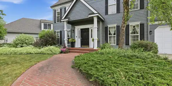 Image 3: 6_4331 e sterling dr