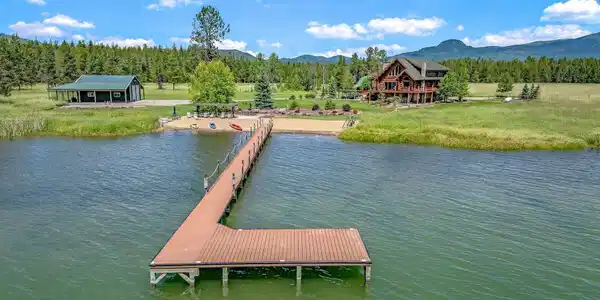 Image 3: Private Dock