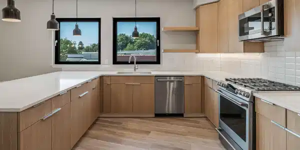 Image 2: Efficient Kitchen