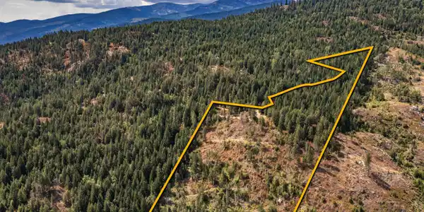 Image 4: Aerial Approximate Lines