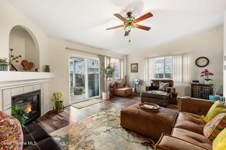360 E Jeffrey Pine LN