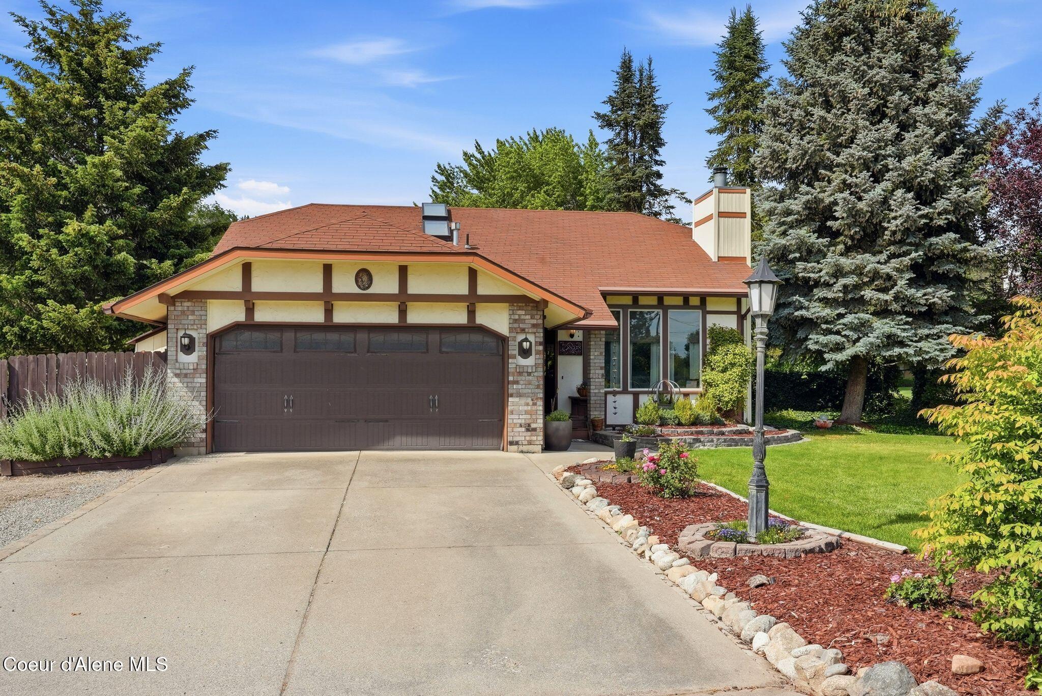 Image 1: Driveway