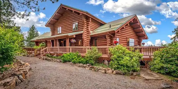 Image 2: 4434 Sq Ft