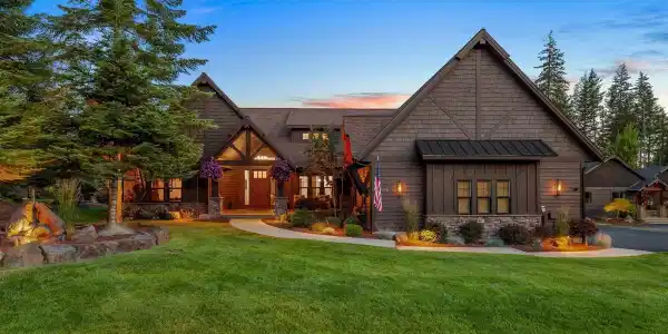 Image 2: Timeless Single Level Living