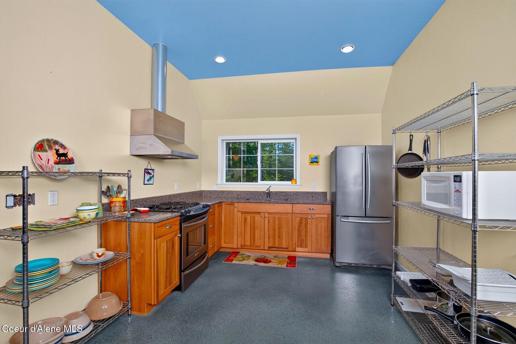 Image 2: Open Kitchen