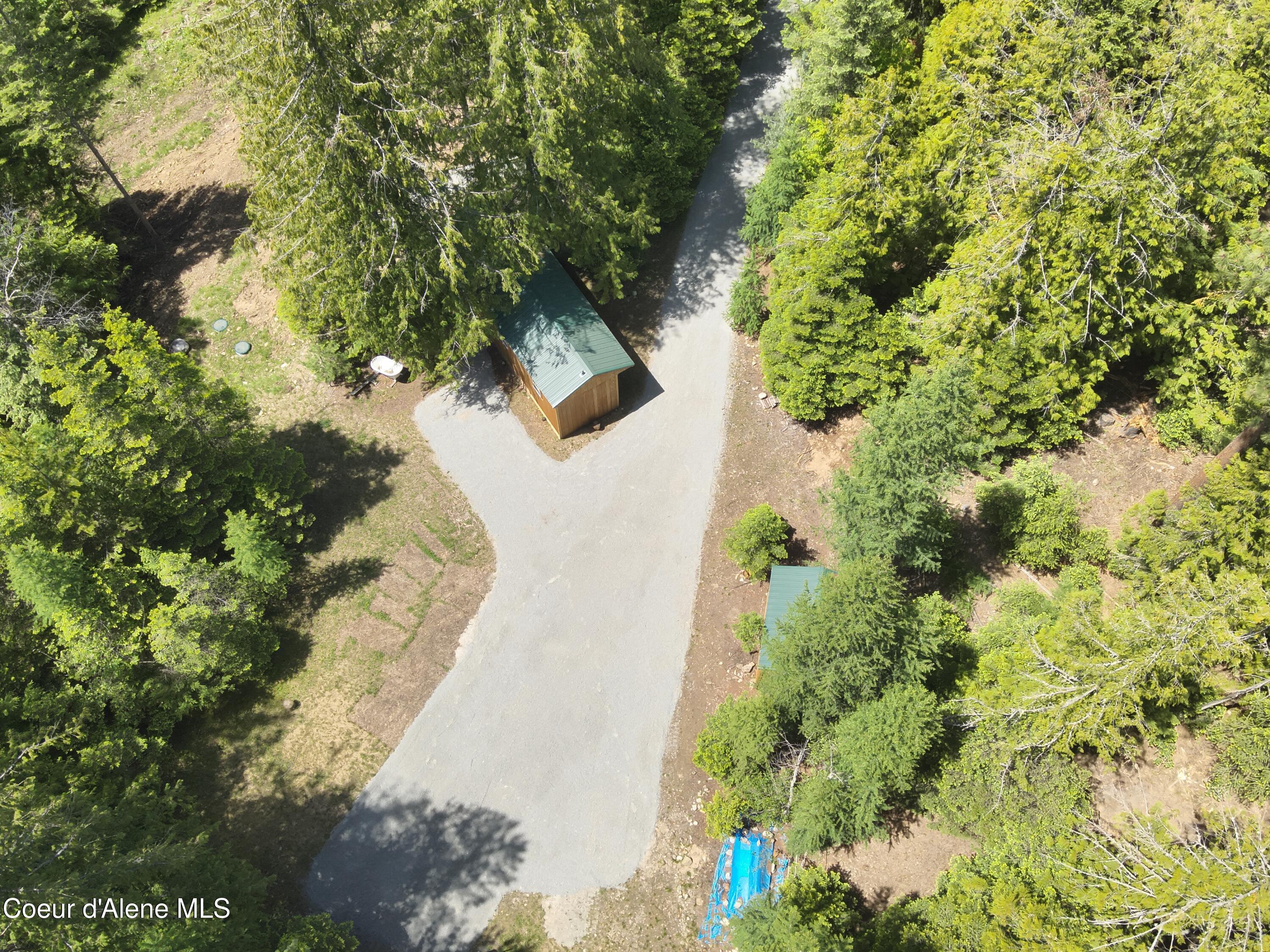 Image 4: driveway