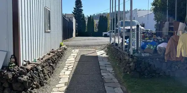 Image 3: Walkway