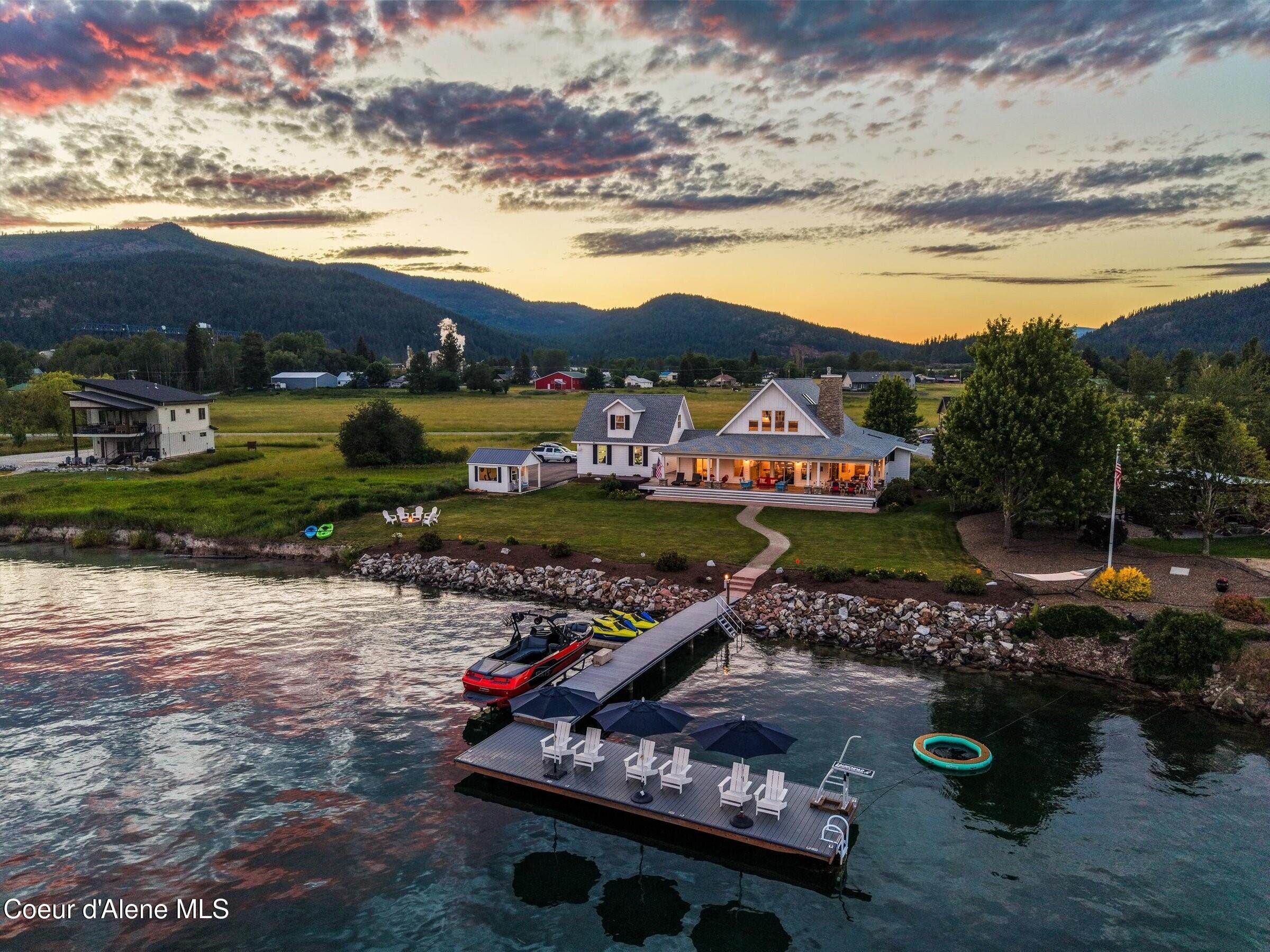 Image 3: Timeless Riverfront Living