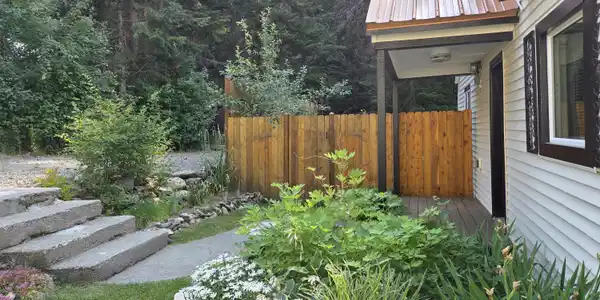 Image 3: Garden