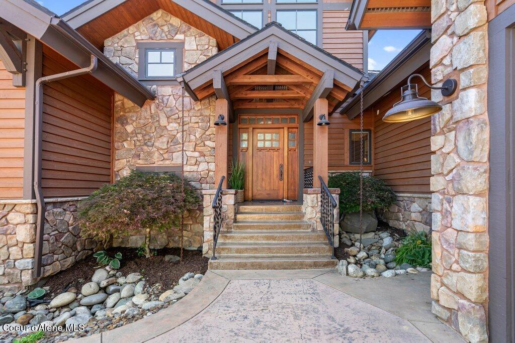 Image 3: Entry