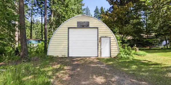 Image 2: Front of the Quonset shop