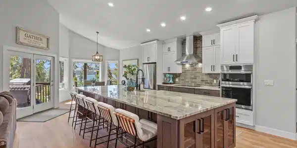 Image 4: Gourmet Kitchen Island