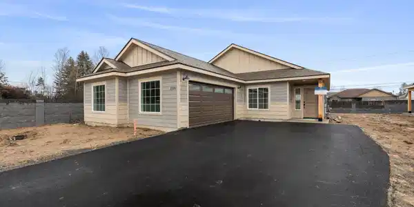2326 Maverick Ct