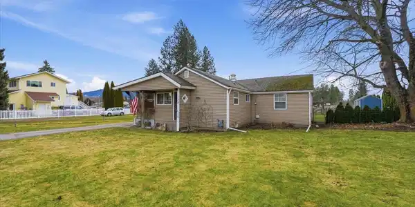 Image 4: HOME