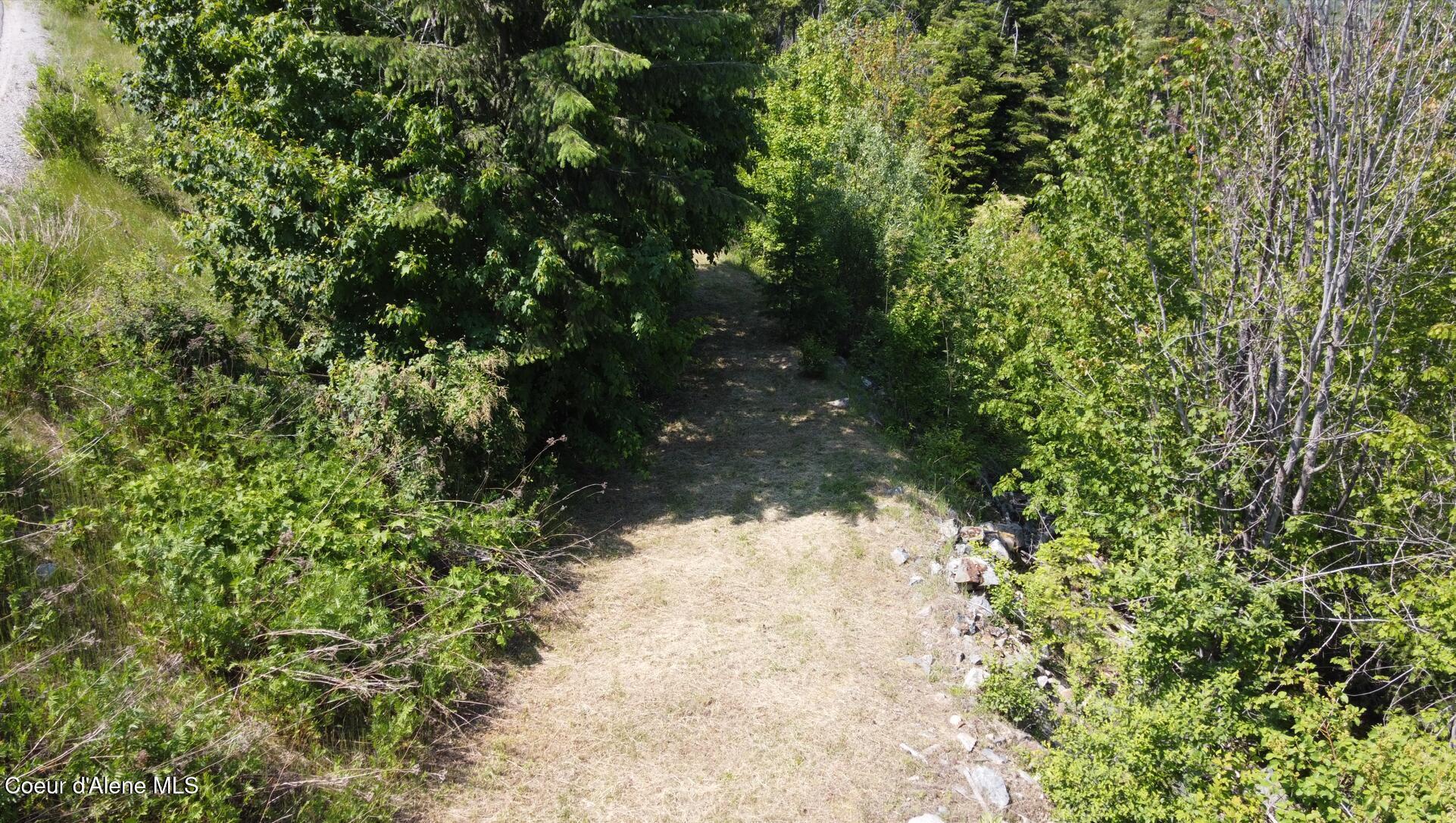 Image 2: Easy access off of S Idaho Club Dr