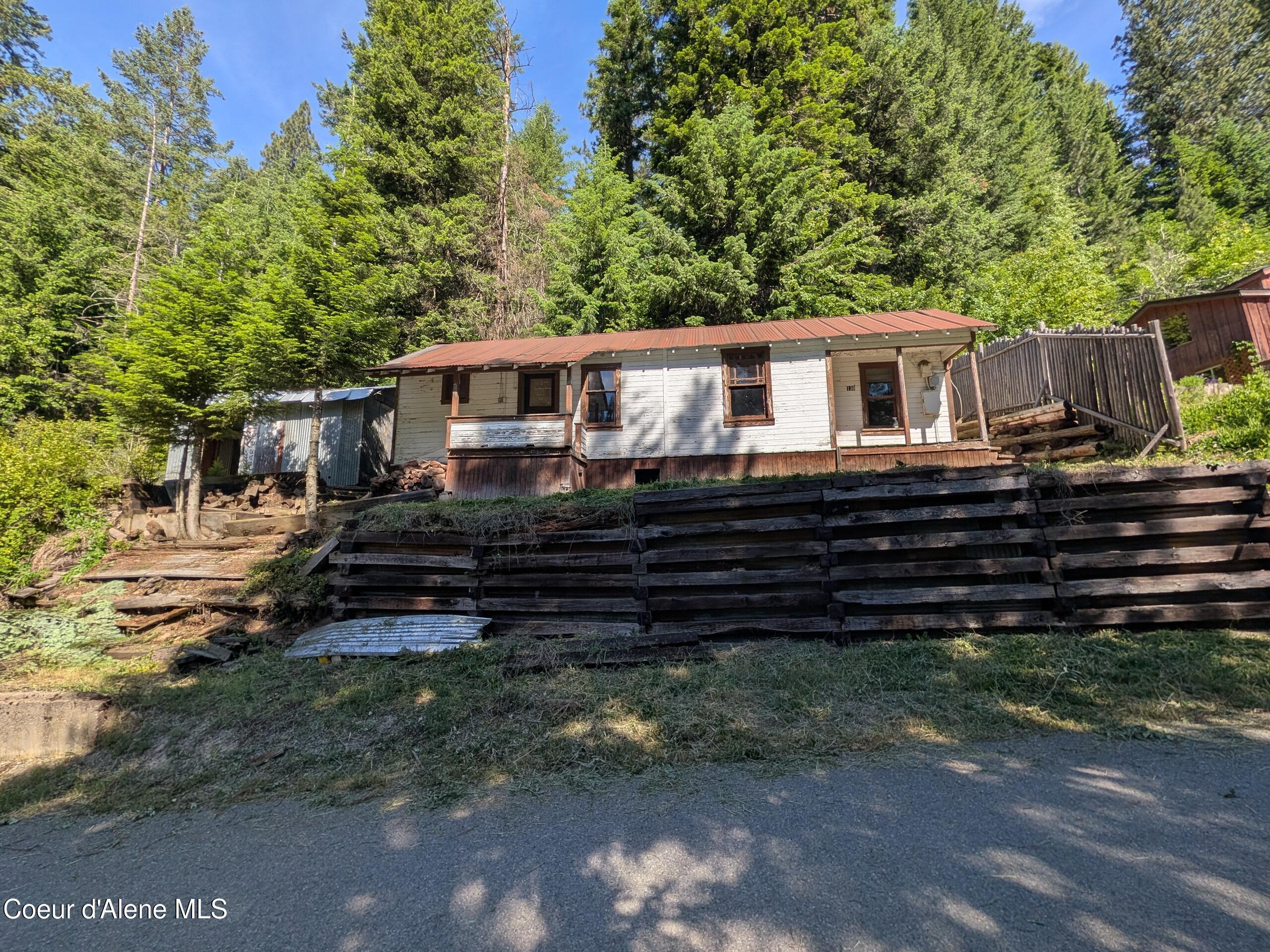 Image 1: 130 Faye Street - Mullan