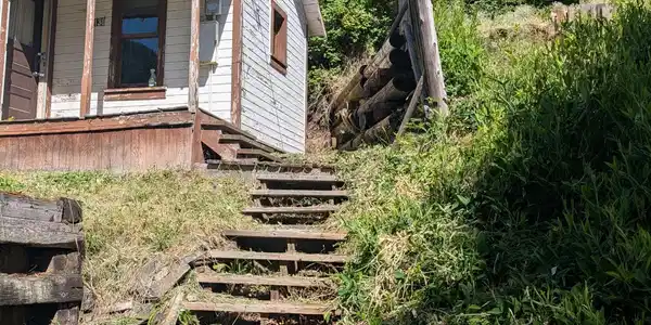Image 4: 130 Faye Street - Mullan