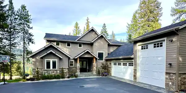 520 Deeter Dr