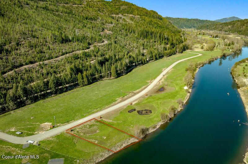 Image 1: Lot 22