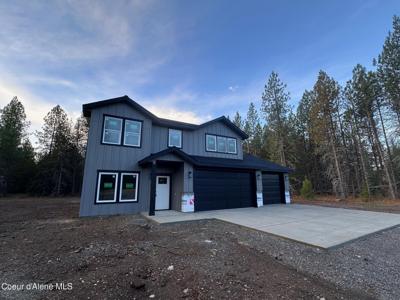7832 E Autry Ln